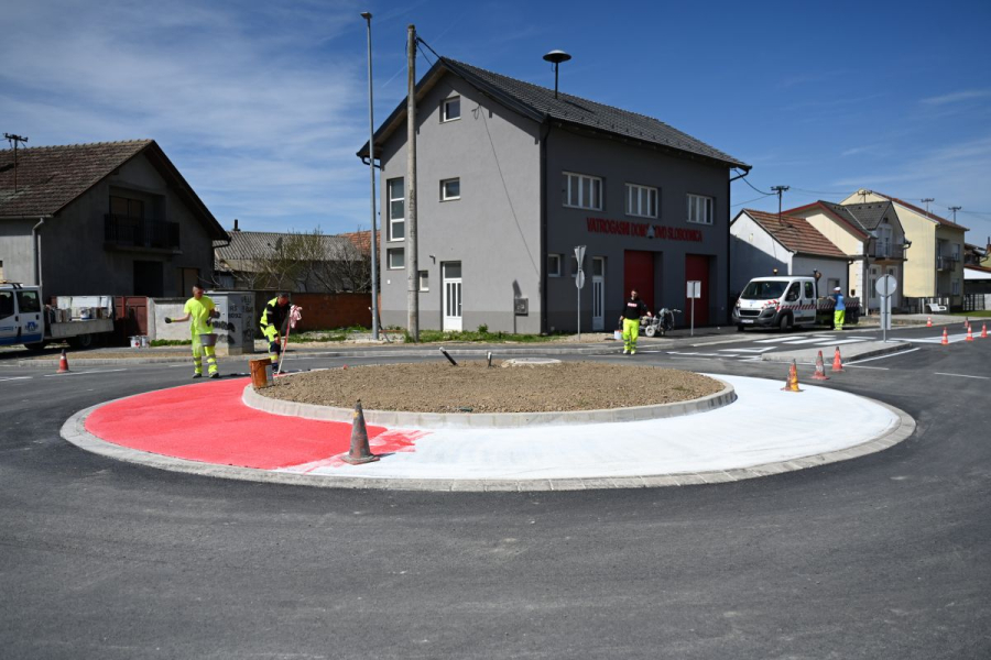 Kružni tok u Slobodnici – još jedan uspješno realiziran županijski projekt s ciljem sigurnosti i razvoja prometne infrastrukture