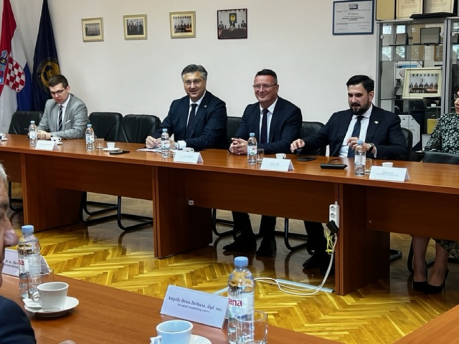 SJEDNICA VLADE  SA ŽUPANIMA, PREDSTAVNICIMA UDRUGE GRADOVA U REPUBLICI HRVATSKOJ I HRVATSKE ZAJEDNICE OPĆINA