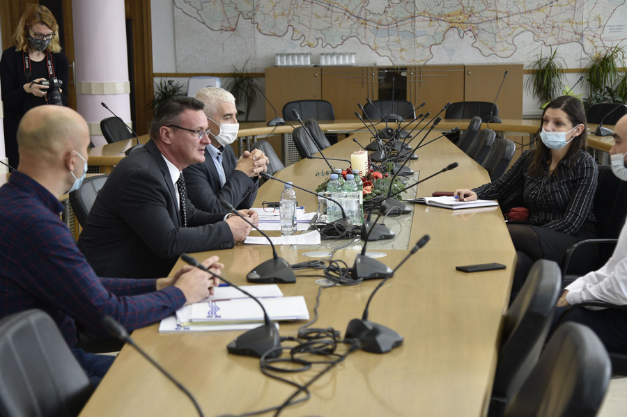 Potpisani 120.000 kuna vrijedni ugovori  za  financiranje programa, projekata i manifestacija udruga koje doprinose razvoju poljoprivrede